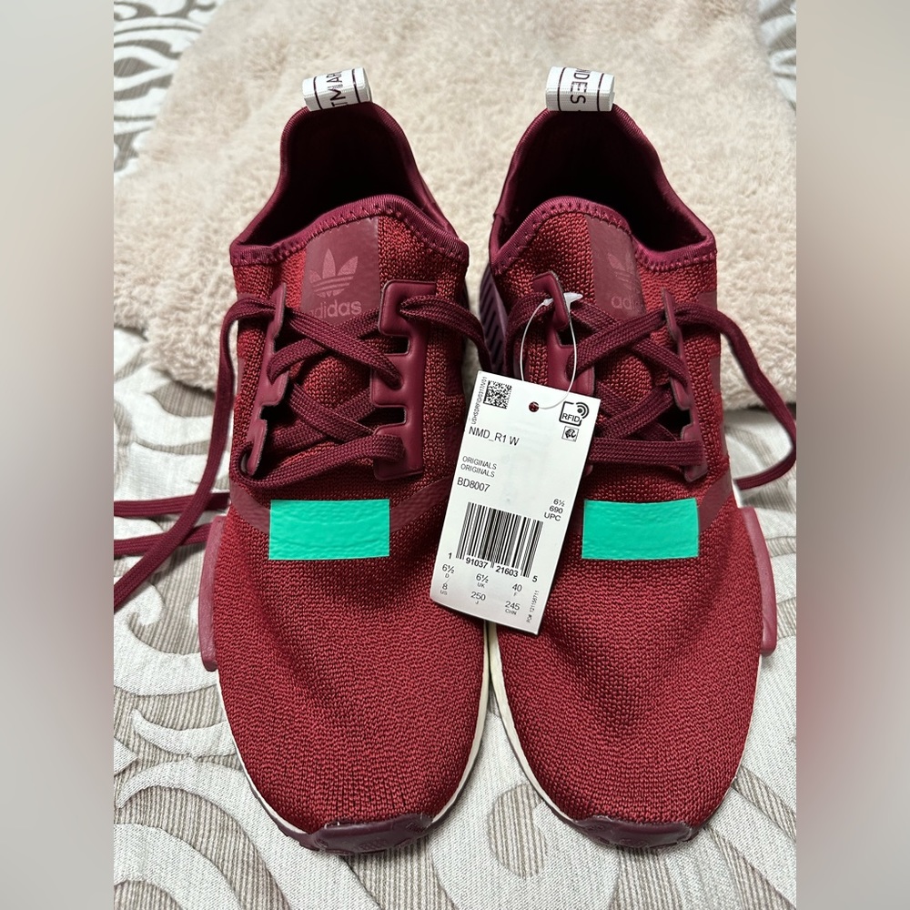 adidas Originals NMD R1 women’s sneakers